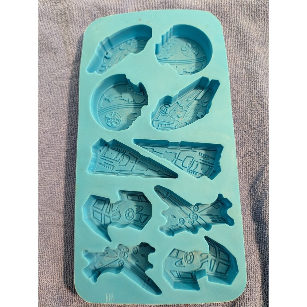 Star Wars Silicone Ice Cube Tray Chocolate Mold Millennium Falcon Death Star